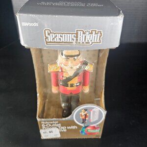 NIB Woods Seasons Bright Nutcracker Soldier Six Outlet Tap Decorative Cover